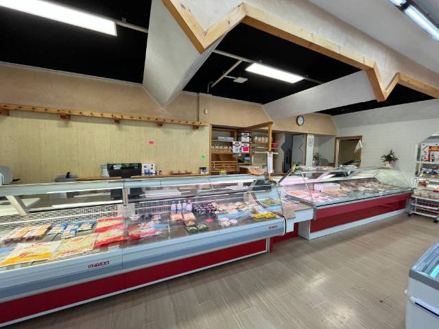 Locale Commerciale in vendita a Porto Tolle, Donzella