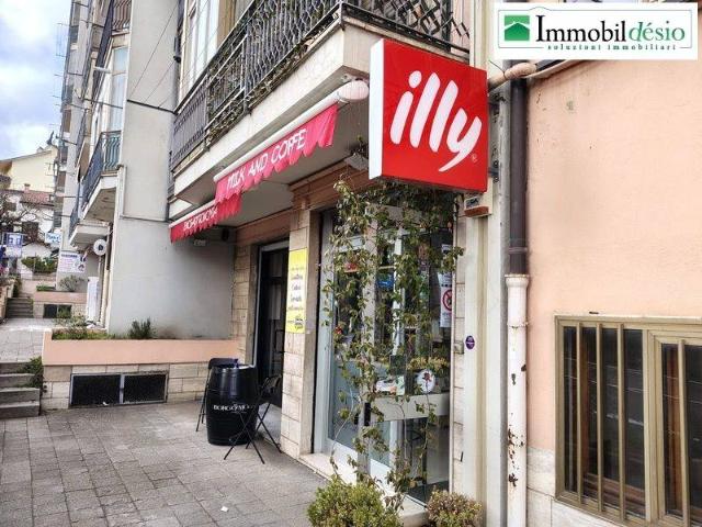 Locale Commerciale in vendita a Verderuolo, Potenza