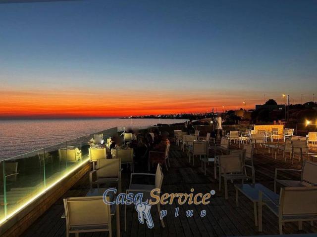 Locale Commerciale in vendita a Puglia, Lecce