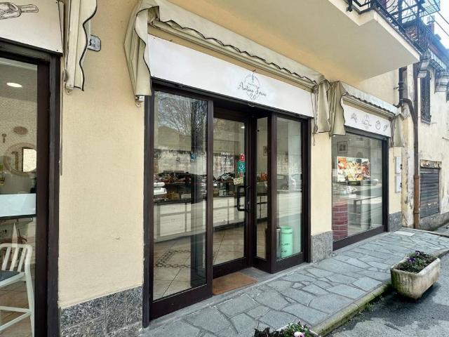 Locale Commerciale in vendita a Piemonte, Cuneo