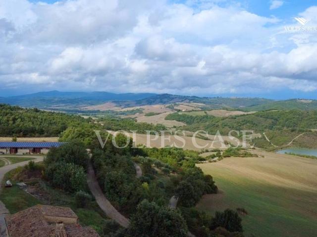 Locale Commerciale in vendita a Radicondoli, Toscana