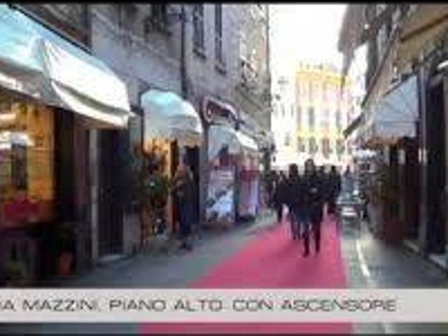 Locale Commerciale in vendita a Rapallo, Liguria
