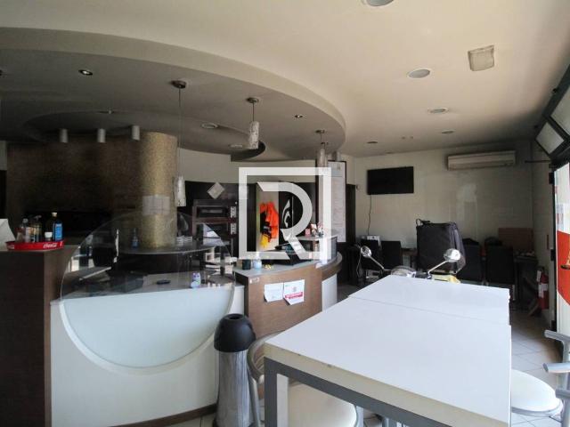 Locale Commerciale in vendita a Porto Fuori, Ravenna