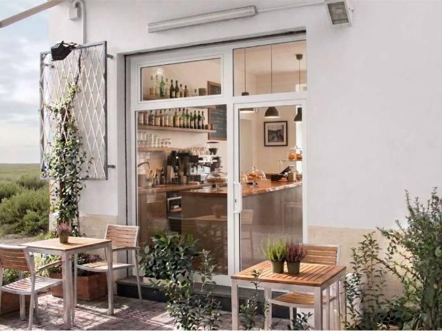 Locale Commerciale in vendita a Re, Reggio Emilia