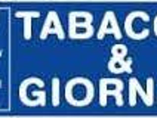 Locale Commerciale in vendita a Bassa Reggiana, Re