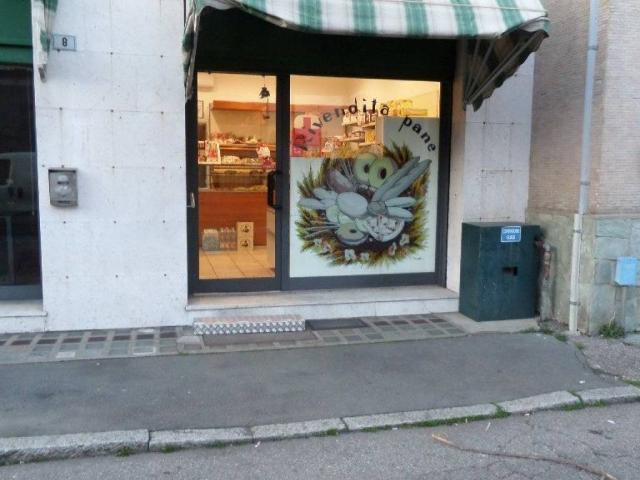 Locale Commerciale in vendita a San Carlo, Rescaldina