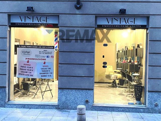 Locale Commerciale in vendita a San Giovanni, Rho