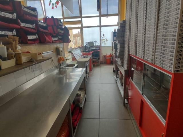 Locale Commerciale in vendita a Rimini, Reggio Emilia