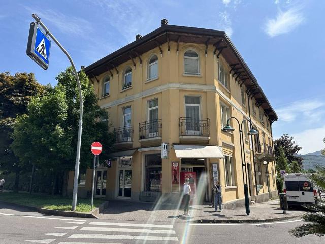 Locale Commerciale in vendita a Comunità Alto Garda e Ledro, Riva