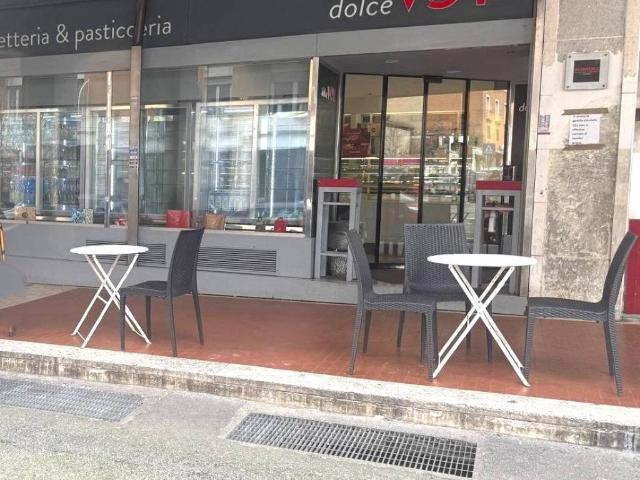 Locale Commerciale in vendita a Aurelio, Roma