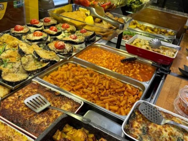 Locale Commerciale in vendita a Municipio Roma I, Roma Capitale