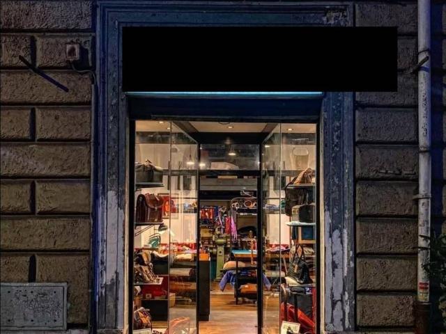 Locale Commerciale in vendita a Municipio Roma I, Roma Capitale