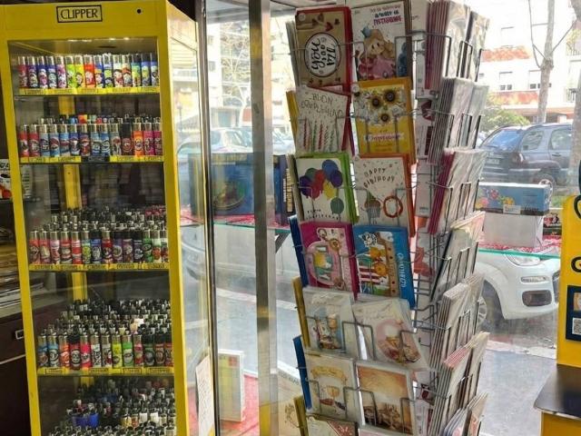 Locale Commerciale in vendita a Appio Claudio, Roma