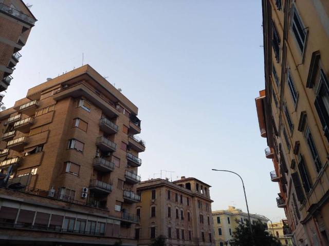 Locale Commerciale in vendita a Municipio Roma V, Roma Capitale