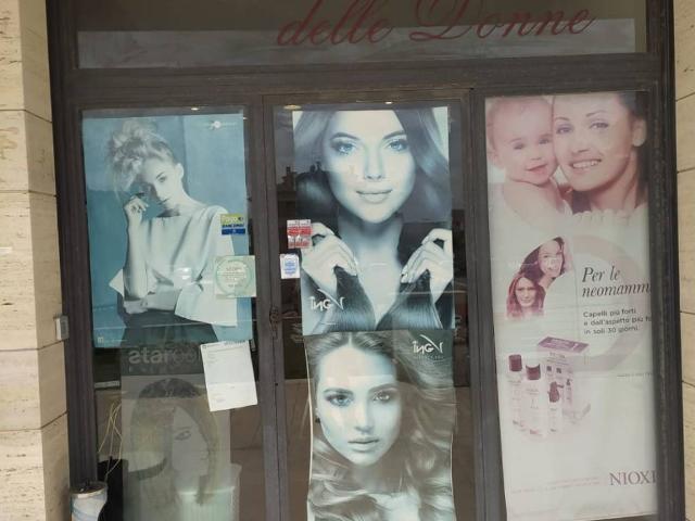 Locale Commerciale in vendita a Spinaceto, Roma Capitale