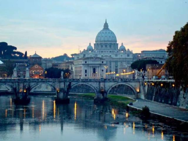 Locale Commerciale in vendita a Municipio Roma I, Roma Capitale