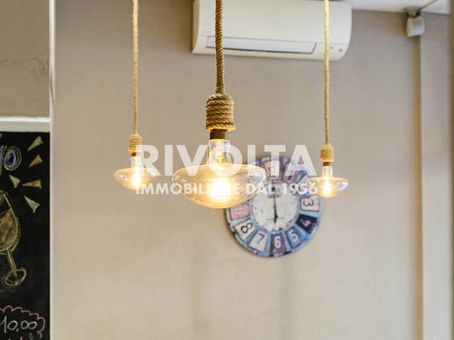 Locale Commerciale in vendita a Aurelio, Montecompatri