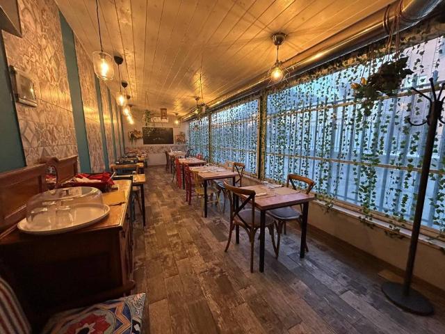 Locale Commerciale in vendita a Ponte Linari, Montecompatri