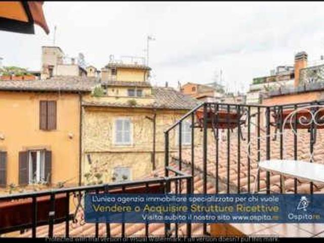 Locale Commerciale in vendita a Ponte, Montecompatri