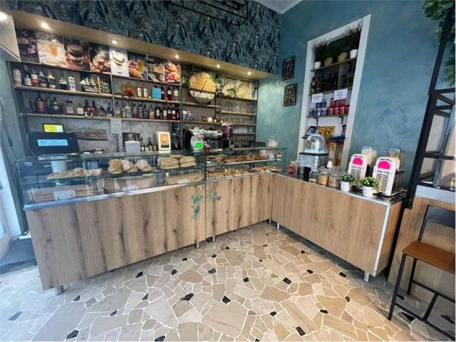 Locale Commerciale in vendita a Unione dei Comuni I Fontanili, Rosate