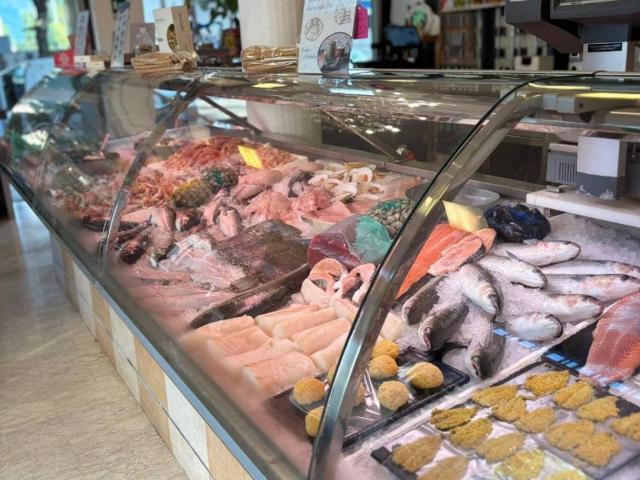Locale Commerciale in vendita a Topaligo, Sacile