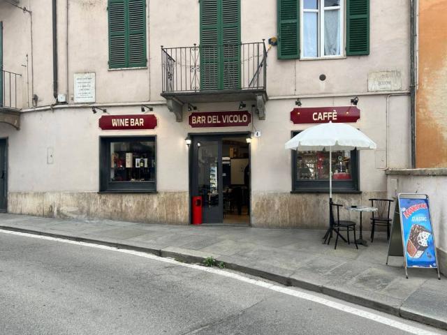 Locale Commerciale in vendita a Piemonte, Cuneo