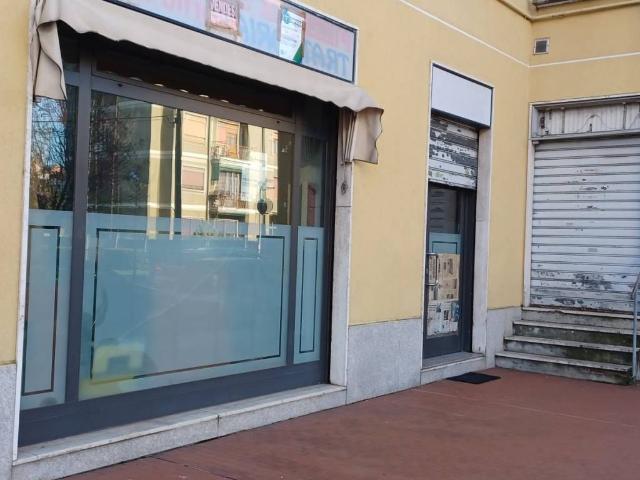 Locale Commerciale in vendita a Certosa di San Donato, San Donato Milanese