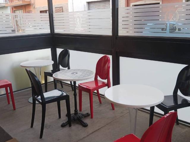 Locale Commerciale in vendita a Puglia, Taranto