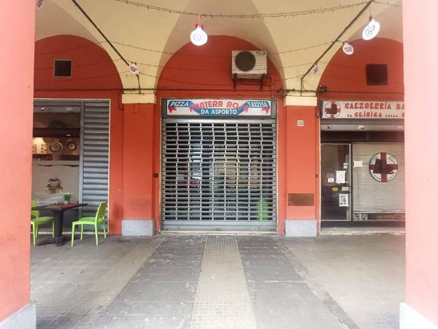 Locale Commerciale in vendita a Unione Terre d'Acqua, San Giovanni In Persiceto