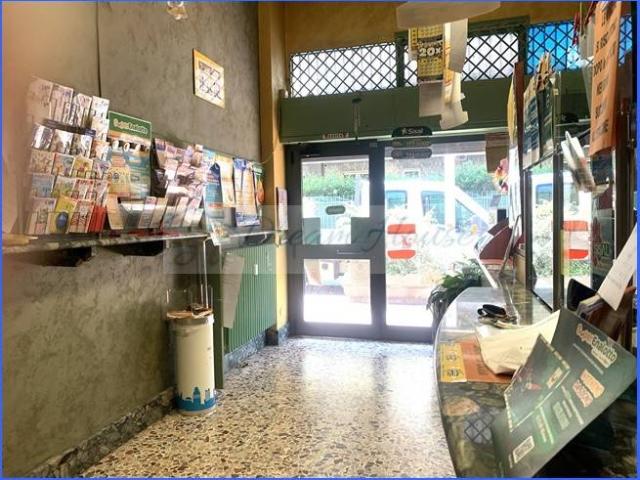 Locale Commerciale in vendita a Zivido, San Giuliano Milanese