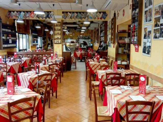 Locale Commerciale in vendita a Gello, San Giuliano Terme