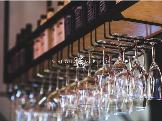Locale Commerciale in vendita a Case Nuove, San Martino Buon Albergo
