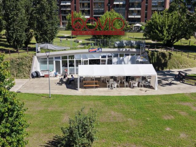 Locale Commerciale in vendita a Oltrepo, Piemonte