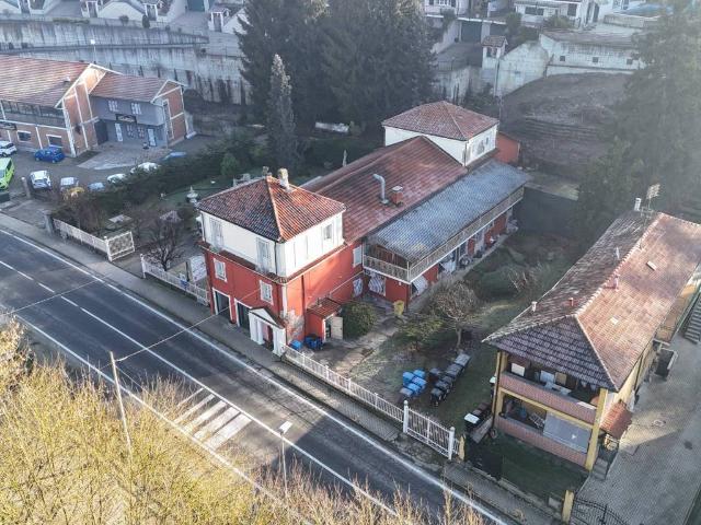 Locale Commerciale in vendita a Piemonte, Torino