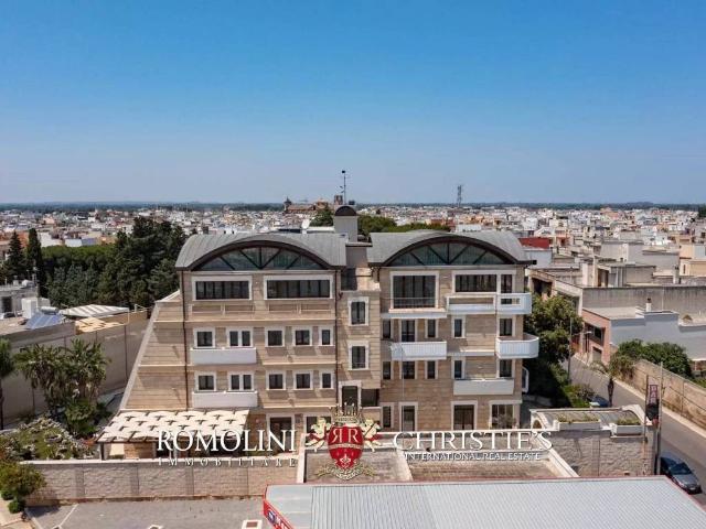 Locale Commerciale in vendita a Puglia, Brindisi