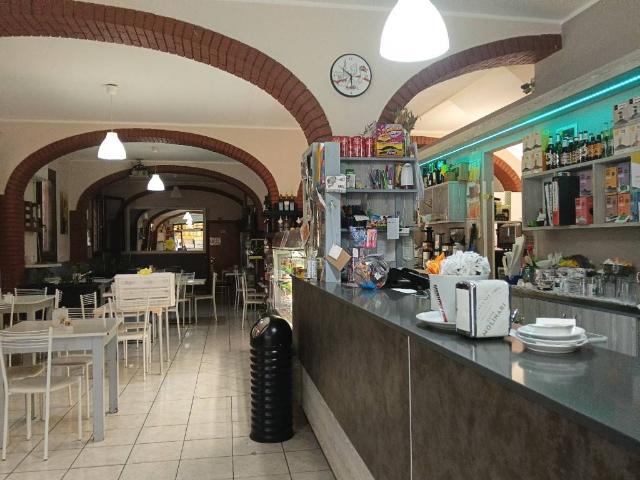 Locale Commerciale in vendita a Unione Terre d'Acqua, Sant'agata Bolognese