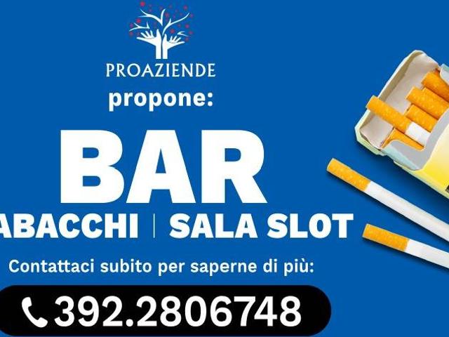 Locale Commerciale in vendita a Val d’Enza, Re