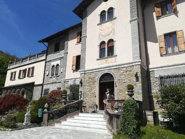 Locale Commerciale in vendita a Cà Quadre, Sant'omobono Imagna