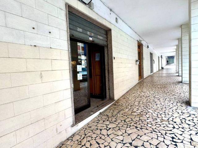 Locale Commerciale in vendita a San Pietro, Cala Di Volpe