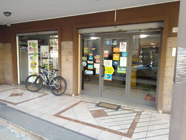 Locale Commerciale in vendita a Monte Rosello, Cala Di Volpe