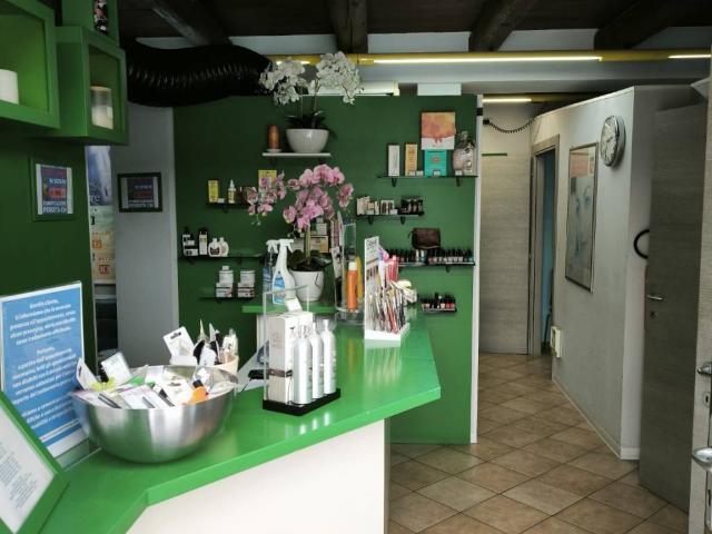 Locale Commerciale in vendita a Piemonte, Cuneo