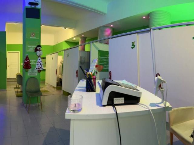 Locale Commerciale in vendita a Villetta, Albisola Capo
