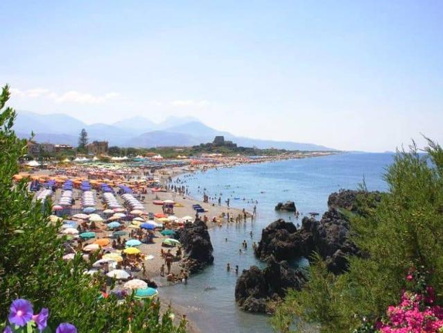 Locale Commerciale in vendita a Impresa, Calabria