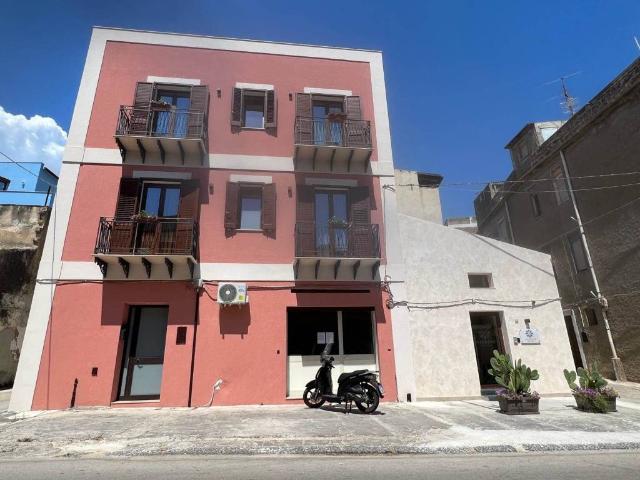 Locale Commerciale in vendita a Rabat, Sciacca