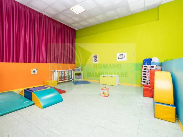Locale Commerciale in vendita a Rovagnasco, Segrate
