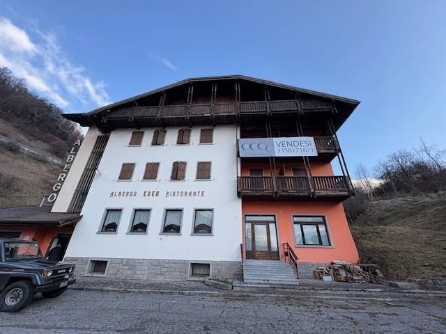 Locale Commerciale in vendita a Comunità delle Giudicarie, Lardaro
