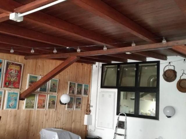 Locale Commerciale in vendita a Senigallia, Ancona