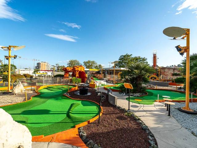 Locale Commerciale in vendita a Saline, Senigallia