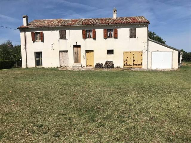 Locale Commerciale in vendita a Roncitelli, Senigallia