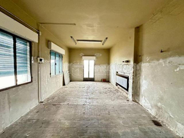 Locale Commerciale in vendita a Unione dei comuni del Frignano, Serramazzoni